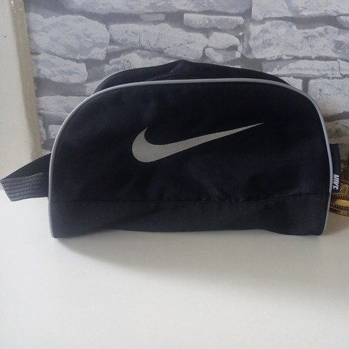 Nike black shoe boot - black,